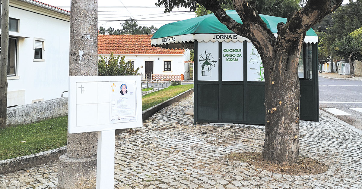 Freguesia das Pedreiras instalou obituários por toda a localidade