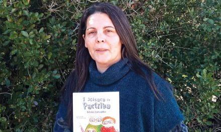 Sílvia Carvalho lança livro que é também um projeto educativo