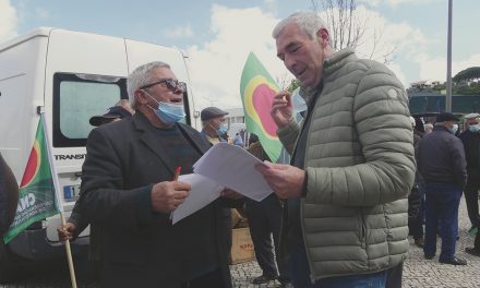 Agricultores garantem que protestos não param enquanto os apoios não chegarem