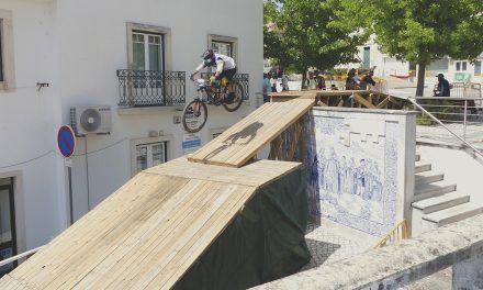 Bicicletas animam centro histórico de Porto de Mós