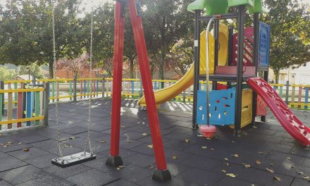 Regulamento para parques infantis e espaços verdes com contestação