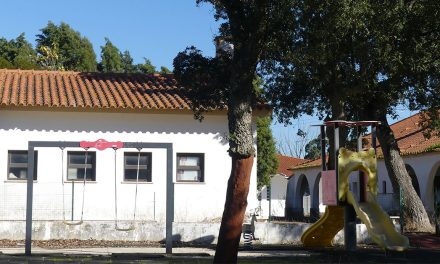 Sociedade Columbófila Portomosense vai passar a ter sede na antiga Escola Básica da Cruz da Légua