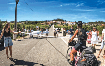 De Turquia a Portugal (só) com a força das pernas