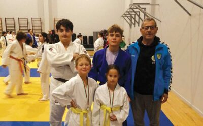 Quatro atletas, quatro medalhas. Judo do Juncal brilha em Torneio Associativo