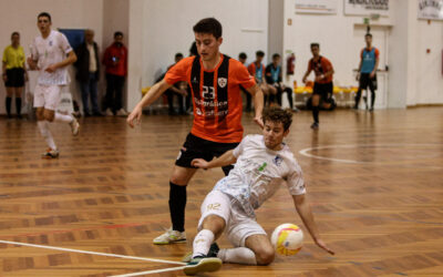 Juniores do Juncalense venderam cara a derrota na final da Taça do Distrito