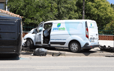 Três feridos em colisão rodoviária na Corredoura