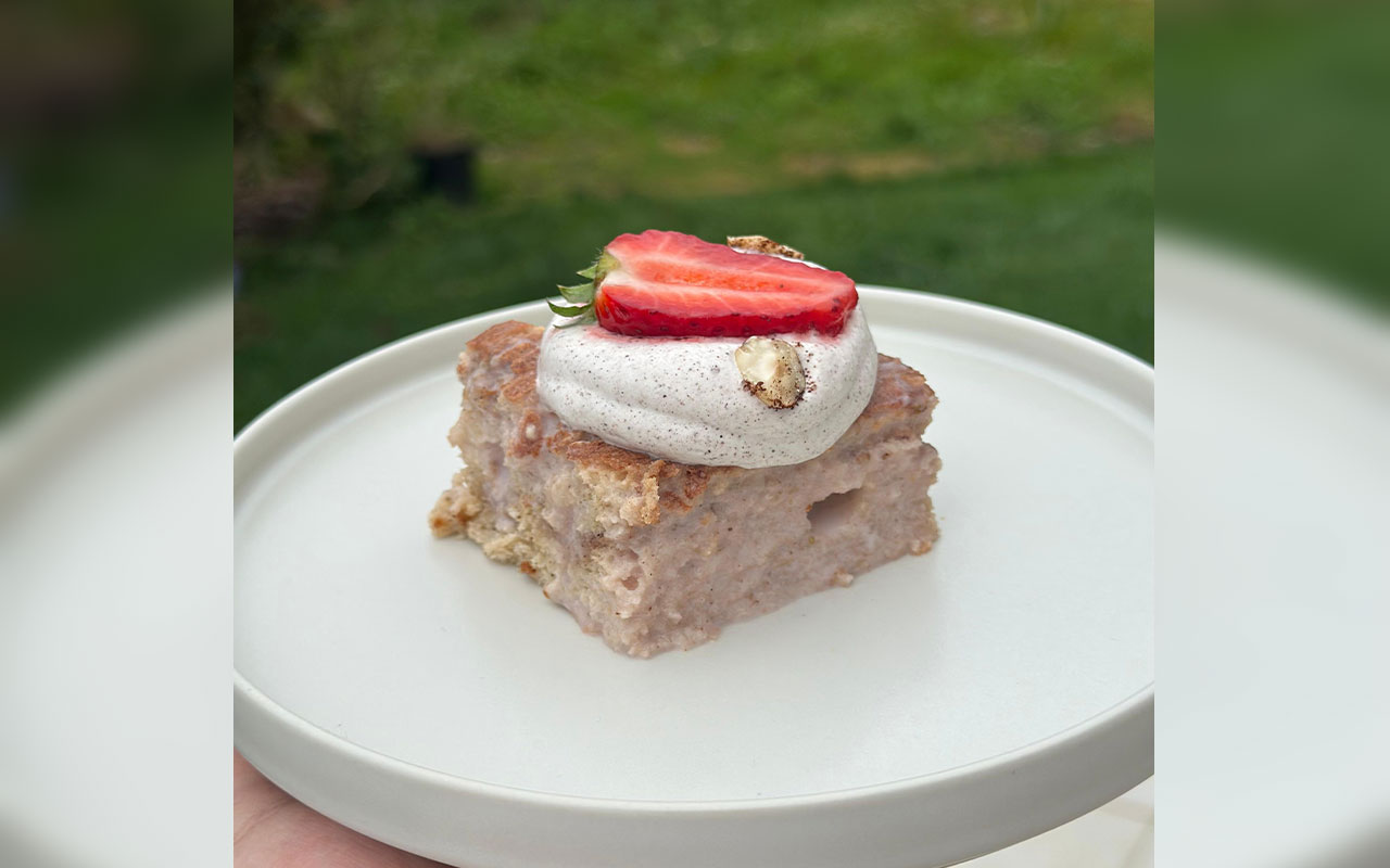 Bolo Tres Letches de Morango