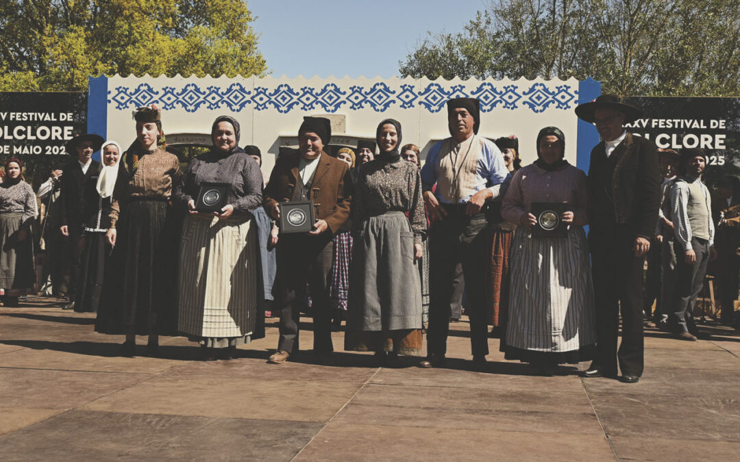 XXXV Festival de Folclore Arrimal junta centenas