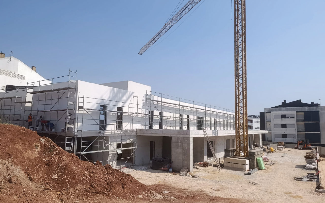 Teatro José Lúcio da Silva recebe concerto solidário da Cercilei