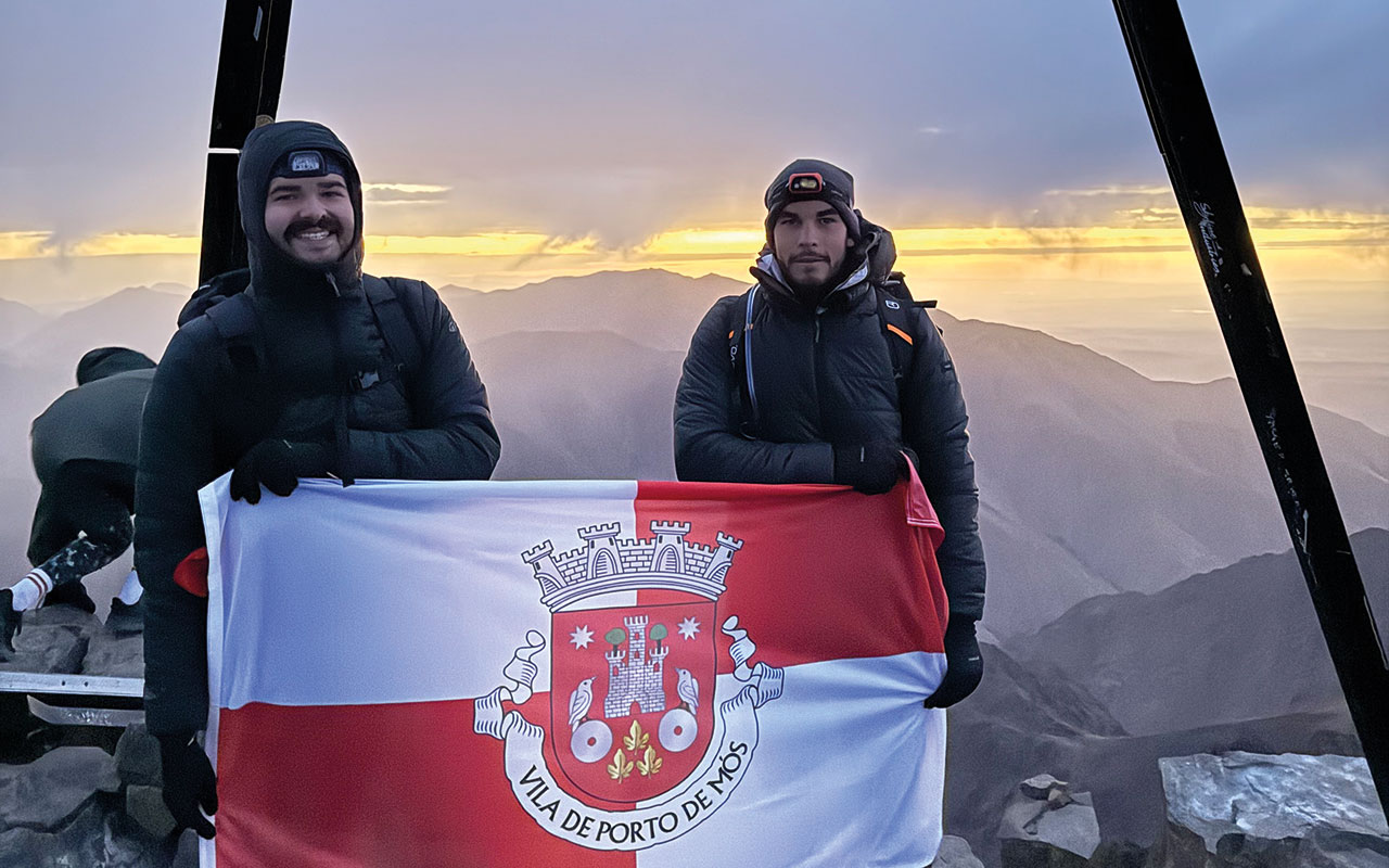 Francisco e Tomás: os jovens que não tiveram medo de subir ao gigante de Marrocos