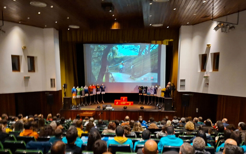 Entrega Trofeu Trail BTT PMS Jessica Silva | Jornal O Portomosense