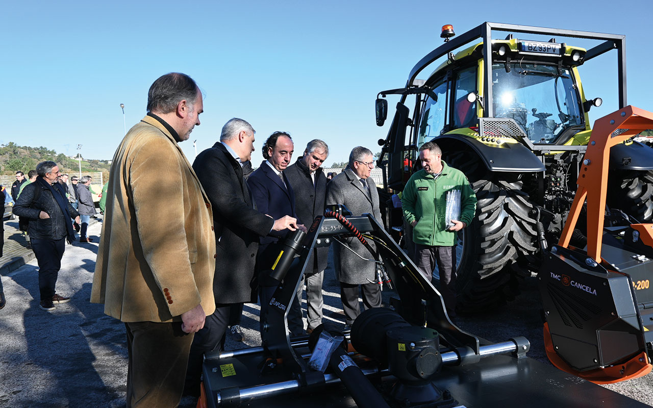 Novas viaturas reforçam capacidade operacional e apoiam prevenção e combate a incêndios rurais