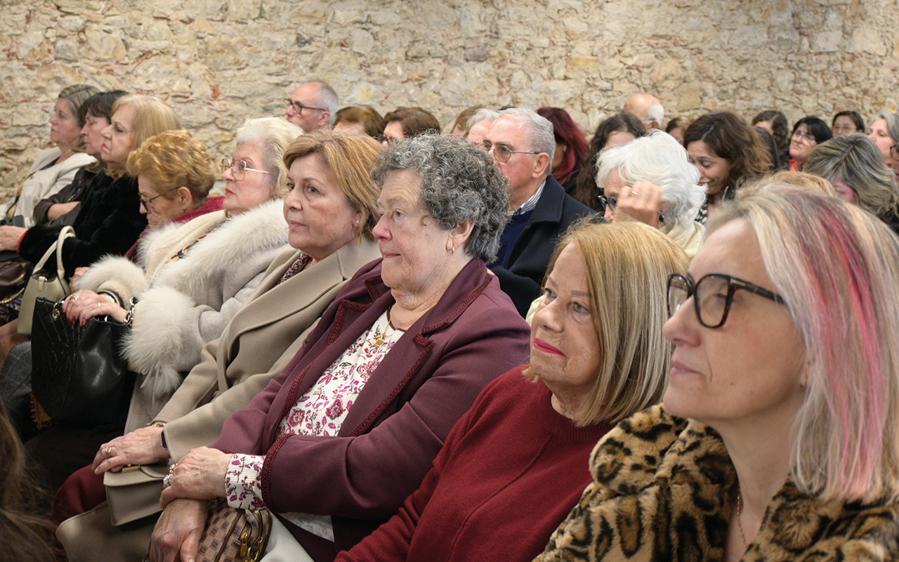 AM de Porto de Mós homenageia mulheres “que servem voluntariamente quem mais precisa”