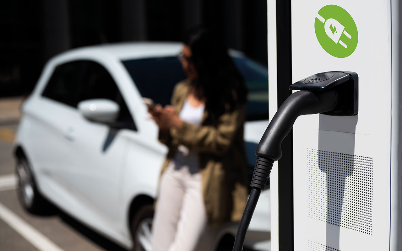 Motores | Município anuncia novos postos de carregamento de veículos elétricos em todo o concelho