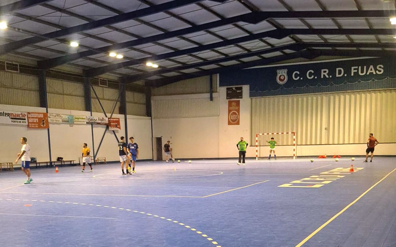 Antevisão da época 2026/2027: Futebol e futsal | CCR Dom Fuas com mais de metade do plantel renovado espera agora conquistar “lugares cimeiros”